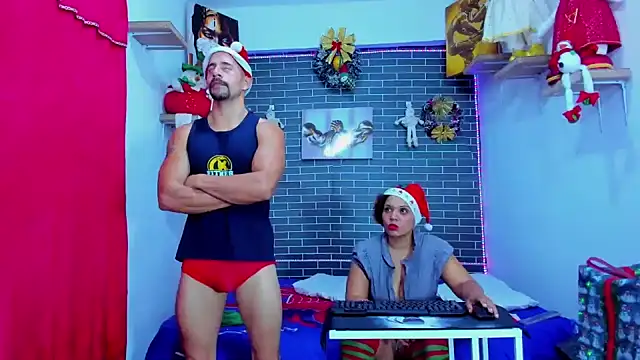 Snapshot of alessandro27yleonora chatting on 12/22/24, 02:27 alessandro27yleonora online show from 12/22/24, 02:27