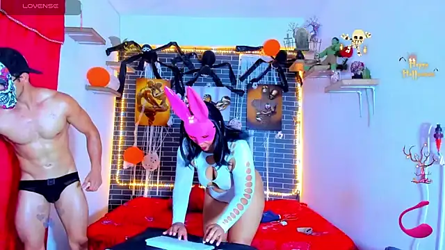 Snapshot of alessandro27yleonora chatting on 10/30/25, 07:36 alessandro27yleonora online show from 10/30/25, 07:36