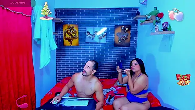 Snapshot of alessandro27yleonora chatting on 11/26/25, 11:00 alessandro27yleonora online show from 11/26/25, 11:00