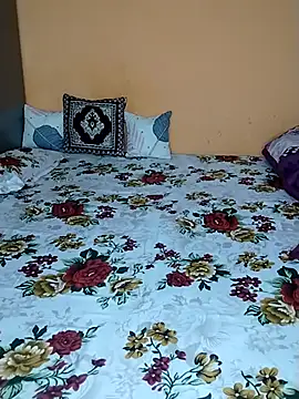 Snapshot of Black_baby chatting on 03/11/25, 07:47 Black baby online show from 03/11/25, 07:47