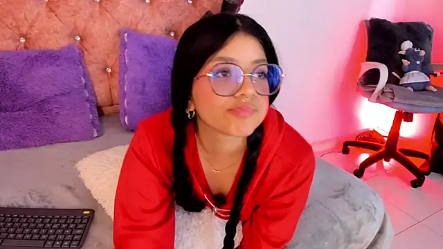 lana dol online show from 01/28/25, 12:22