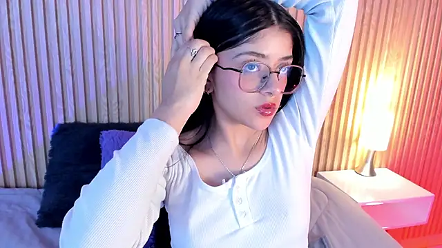 lana dol online show from 10/03/25, 12:35