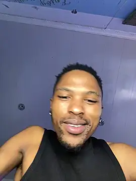 Snapshot of BlueIceCube chatting on 01/19/25, 10:17 BlueIceCube online show from 01/19/25, 10:17