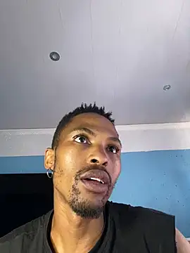 Snapshot of BlueIceCube chatting on 01/29/25, 12:24 BlueIceCube online show from 01/29/25, 12:24