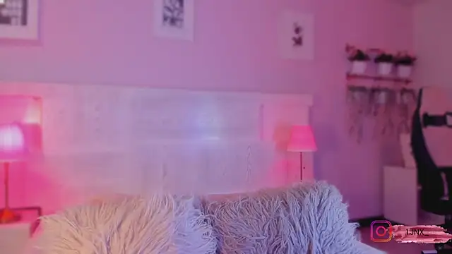 jinx dh online show from 01/07/26, 12:40