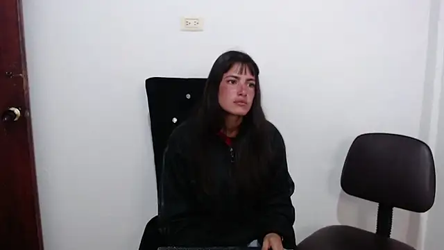 skinny sweet2411 online show from 02/01/26, 12:09