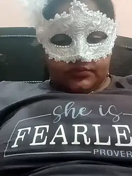 Snapshot of seemi_bhabhi chatting on 01/19/25, 06:00 seemi bhabhi online show from 01/19/25, 06:00