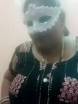 Snapshot of seemi_bhabhi chatting on 01/27/25, 03:07 seemi bhabhi online show from 01/27/25, 03:07