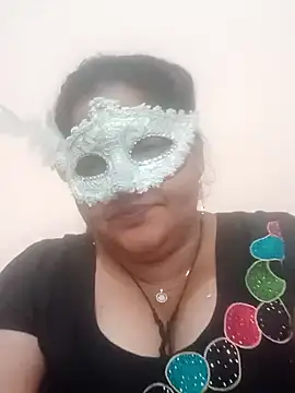 Snapshot of seemi_bhabhi chatting on 03/06/25, 02:30 seemi bhabhi online show from 03/06/25, 02:30