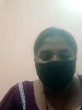 Snapshot of seemi_bhabhi chatting on 03/22/25, 12:04 seemi bhabhi online show from 03/22/25, 12:04