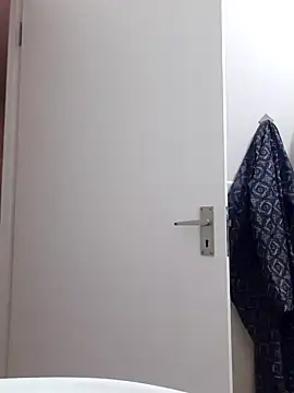 Snapshot of MIGHTY_MAGNUM chatting on 01/10/25, 07:43 MIGHTY MAGNUM online show from 01/10/25, 07:43