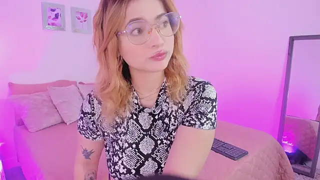 ibella7 online show from 02/06/26, 07:39