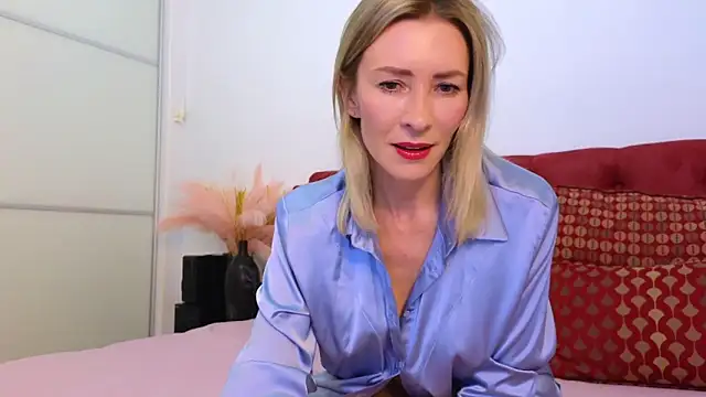  Maddalena  online show from 01/06/25, 08:39