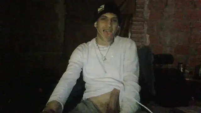 Snapshot of elsaiya chatting on 06/25/26, 03:28 elsaiya online show from 06/25/26, 03:28
