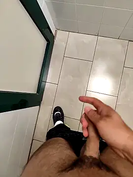 Snapshot of coppiapazza chatting on 09/27/25, 12:43 coppiapazza online show from 09/27/25, 12:43