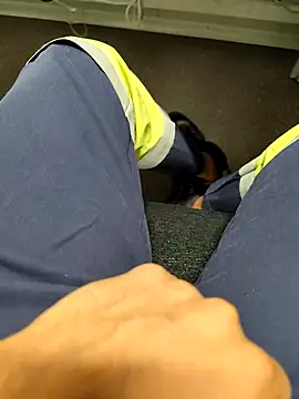 Snapshot of coppiapazza chatting on 10/03/25, 04:42 coppiapazza online show from 10/03/25, 04:42