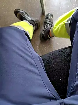 Snapshot of coppiapazza chatting on 11/01/25, 01:46 coppiapazza online show from 11/01/25, 01:46