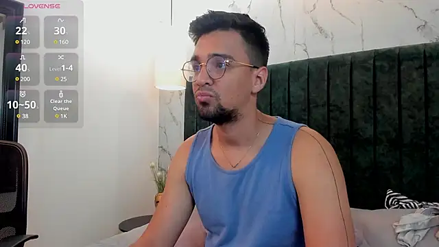 Edward max online show from 01/31/25, 09:37