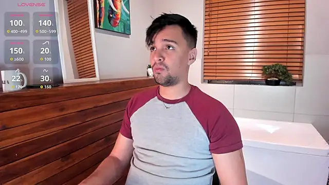 Edward max online show from 10/22/25, 03:51