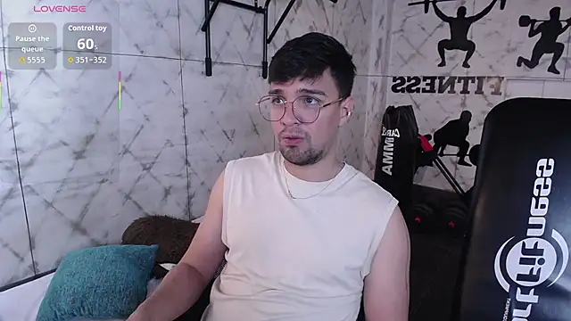 Edward max online show from 04/06/26, 03:37