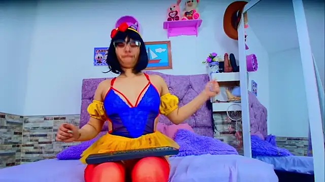 Snapshot of Melannytaylor chatting on 10/08/25, 08:28 Melannytaylor online show from 10/08/25, 08:28