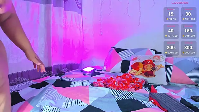 lanaa paul1 online show from 12/13/25, 09:20