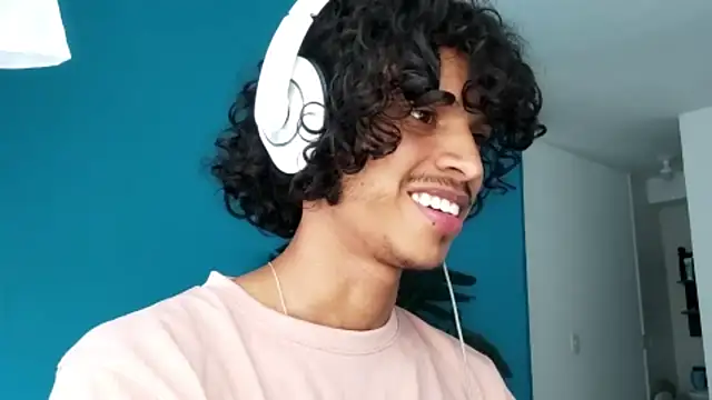 Snapshot of TheBlessedSide chatting on 10/14/25, 07:58 TheBlessedSide online show from 10/14/25, 07:58