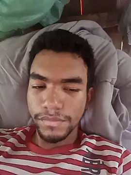 Reynold2608 online show from 12/19/25, 05:42