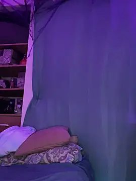 Nina-Chick777 online show from 10/25/25, 06:54