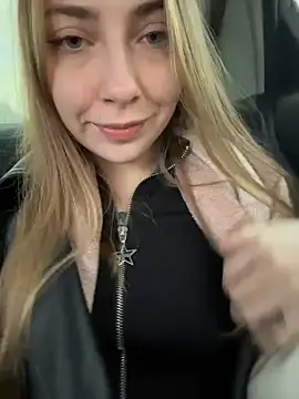 Sunny   Bunny online show from 11/19/25, 07:19