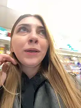 Sunny   Bunny online show from 12/22/25, 12:35