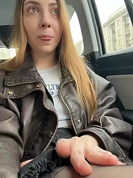 Sunny   Bunny online show from 03/31/26, 01:11