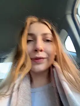 Sunny   Bunny online show from 04/08/26, 01:11