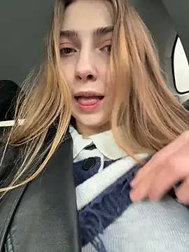 Sunny   Bunny online show from 04/24/26, 12:07