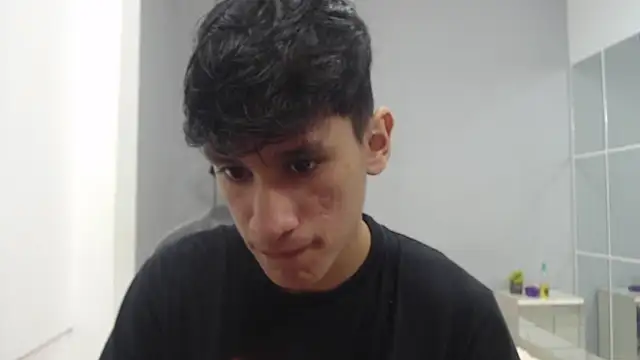 Snapshot of alan_ws chatting on 01/03/25, 12:19 alan ws online show from 01/03/25, 12:19