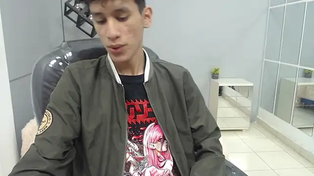 Snapshot of alan_ws chatting on 01/08/25, 12:26 alan ws online show from 01/08/25, 12:26