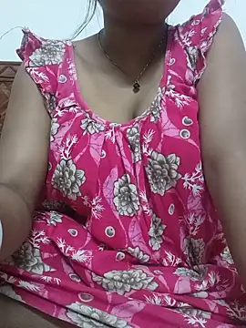 Snapshot of Priya_2222 chatting on 05/21/26, 08:16 Priya 2222 online show from 05/21/26, 08:16
