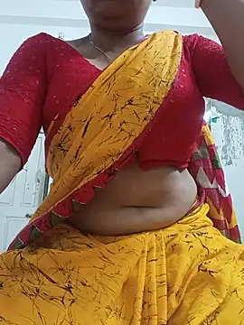 Snapshot of Priya_2222 chatting on 06/01/26, 07:04 Priya 2222 online show from 06/01/26, 07:04