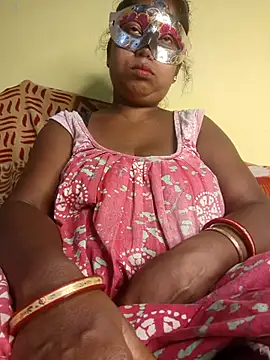 Snapshot of tinabhabhi chatting on 05/29/26, 10:35 tinabhabhi online show from 05/29/26, 10:35