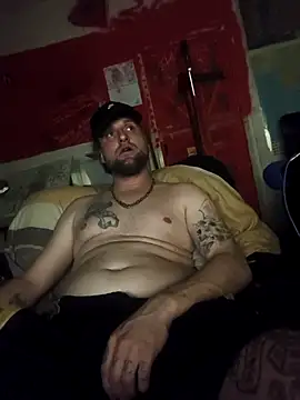 Ozomitro online show from 10/28/25, 05:15