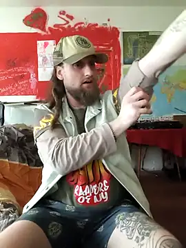 Ozomitro online show from 03/01/26, 01:02