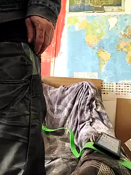 Ozomitro online show from 04/19/26, 09:41