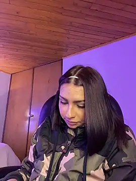 Hilary pinkk online show from 03/02/26, 02:25