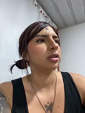 Hilary pinkk online show from 03/09/26, 02:26