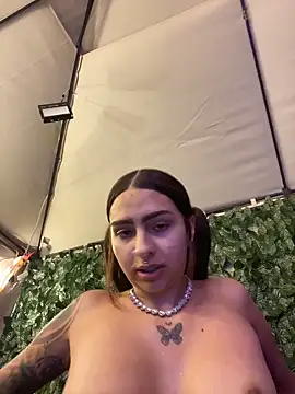 Hilary pinkk online show from 03/12/26, 02:29