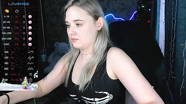 Your small bunny online show from 01/04/25, 04:33