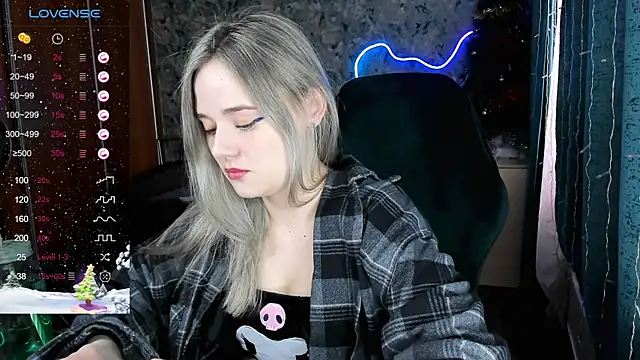 Your small bunny online show from 01/12/25, 04:00