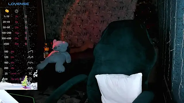 Your small bunny online show from 01/13/25, 01:13