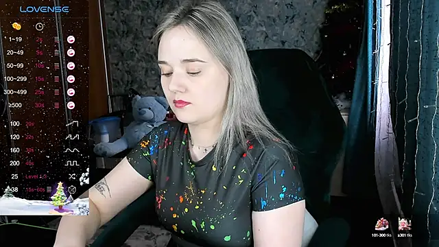 Your small bunny online show from 01/13/25, 04:18