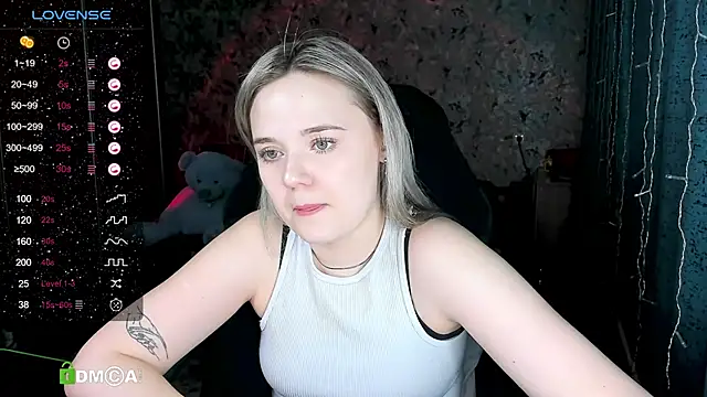 Your small bunny online show from 02/02/25, 02:45